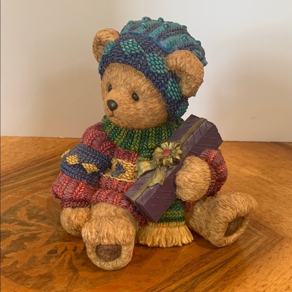 Teddy Bear Figurine with Gift Coin Bank Multicolor Resin - Picture 1 of 10